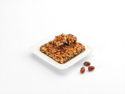 Pune Special Whole Groundnut Chikki – Crunchy Traditional Peanut Brittle | 400g Pack