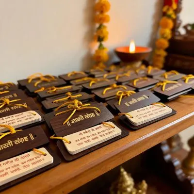 Aarti Sangrah Wooden Booklet – Set of 50 Pieces (Handcrafted, Hindi Aartis)