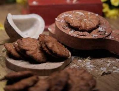 Rotana (Sweet Snacks made with Jaggery and Wheat flour) from Dehradun (500g)