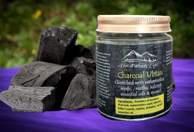 Charcoal Scrub from Harshil (75 grams)